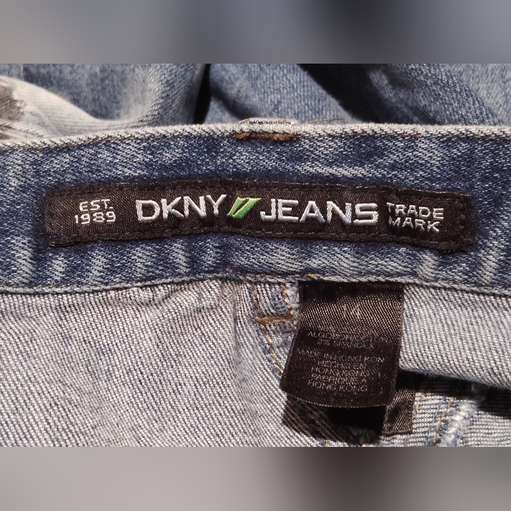 DKNY Vintage Jeans Wide Leg Faded Denim Floral Print Size 14 Womens - Picture 3 of 5